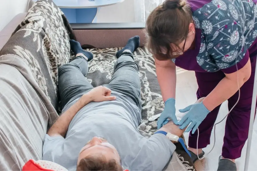 Срочный вывод из запоя в Верхнем Тагиле: быстро, недорого